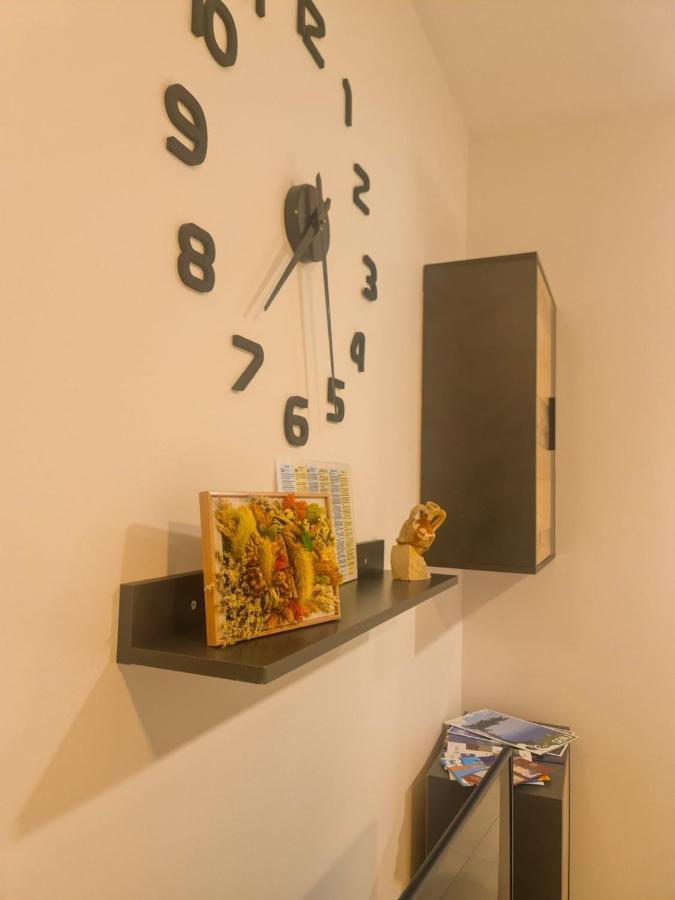 Leon Appartement Senj  Buitenkant foto